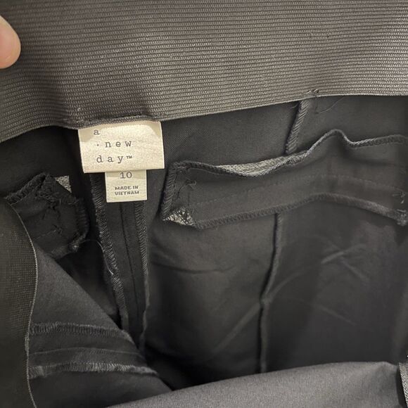 A New Day Black Stretch Crop Pull On Dress Work Trouser Pants Womens Size 10 - Picture 9 of 11